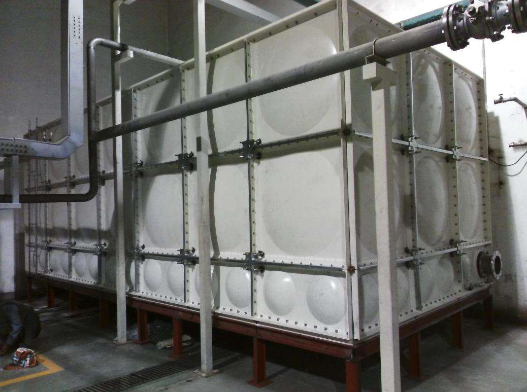 北京玻璃钢水箱安装在室外必须做保温防护